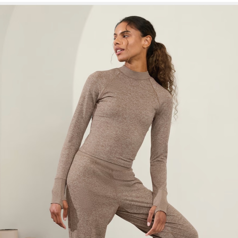 Athleta Softluxe Top in Pyrite Dovetail Heather
